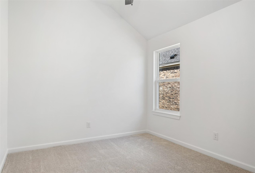 4 Bedrooms Bedrooms, ,2 BathroomsBathrooms,Residential,Single Family,Pintail,1,129356