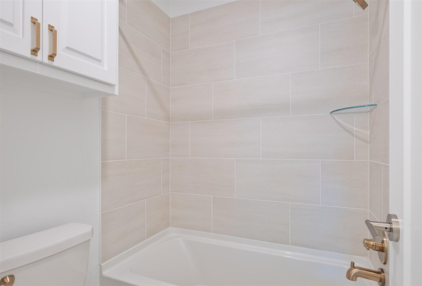 4 Bedrooms Bedrooms, ,2 BathroomsBathrooms,Residential,Single Family,Pintail,1,129356
