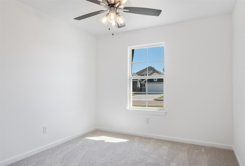 4 Bedrooms Bedrooms, ,2 BathroomsBathrooms,Residential,Single Family,Pintail,1,129356