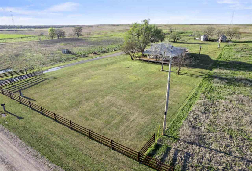 3 Bedrooms Bedrooms, ,3 BathroomsBathrooms,Residential,Ranch/farm,New Moon,1.5,129515