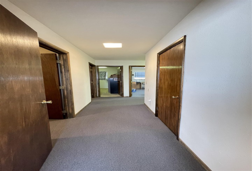 6 BathroomsBathrooms,Commercial/industrial,Commercial,Highland,1,129700