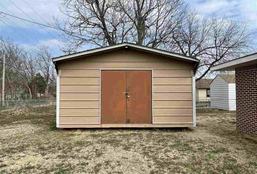 6 BathroomsBathrooms,Commercial/industrial,Commercial,Highland,1,129700