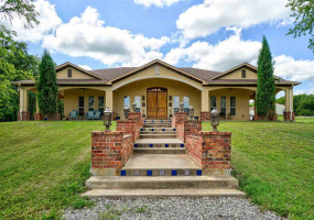 4 Bedrooms Bedrooms, ,3 BathroomsBathrooms,Residential,Single Family,Oak Grove,1,129736