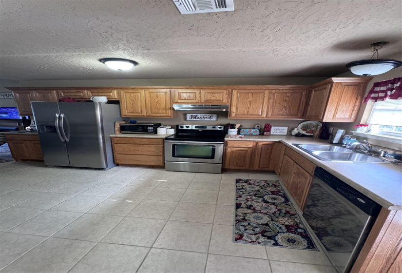 2 Bedrooms Bedrooms, ,2 BathroomsBathrooms,Residential,Single Family,Seminole,1,129898