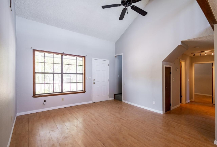 2 Bedrooms Bedrooms, ,1 BathroomBathrooms,Residential,Single Family,Post Oak,1.5,129959