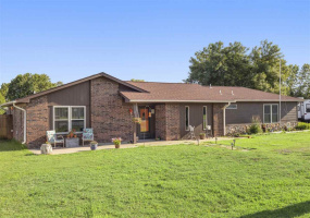 3 Bedrooms Bedrooms, ,2 BathroomsBathrooms,Residential,Single Family,Chickasaw,1,130197