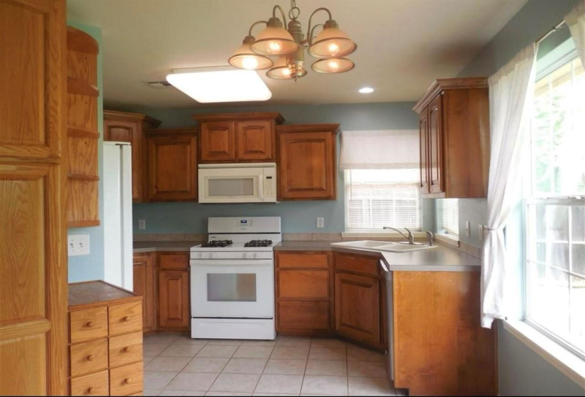 3 Bedrooms Bedrooms, ,2 BathroomsBathrooms,Residential,Single Family,Eastern,1,130246