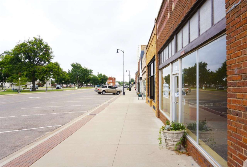 11 BathroomsBathrooms,Commercial/industrial,Commercial,Cedar,1,130267