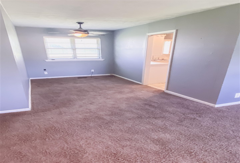 3 Bedrooms Bedrooms, ,1 BathroomBathrooms,Residential,Single Family,Main,1,129998