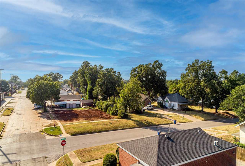 6 BathroomsBathrooms,Commercial/industrial,Commercial,Husband,1,130622