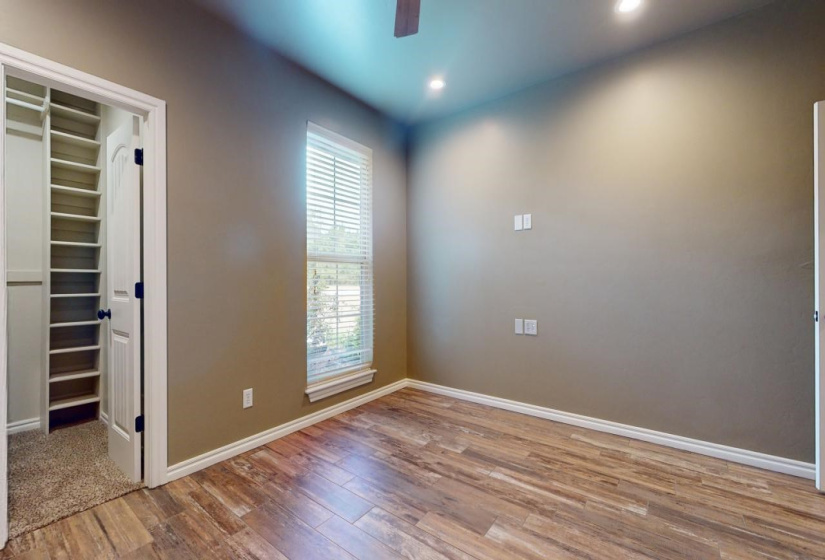 5 Bedrooms Bedrooms, ,3 BathroomsBathrooms,Residential,Single Family,Seadog,2,130512