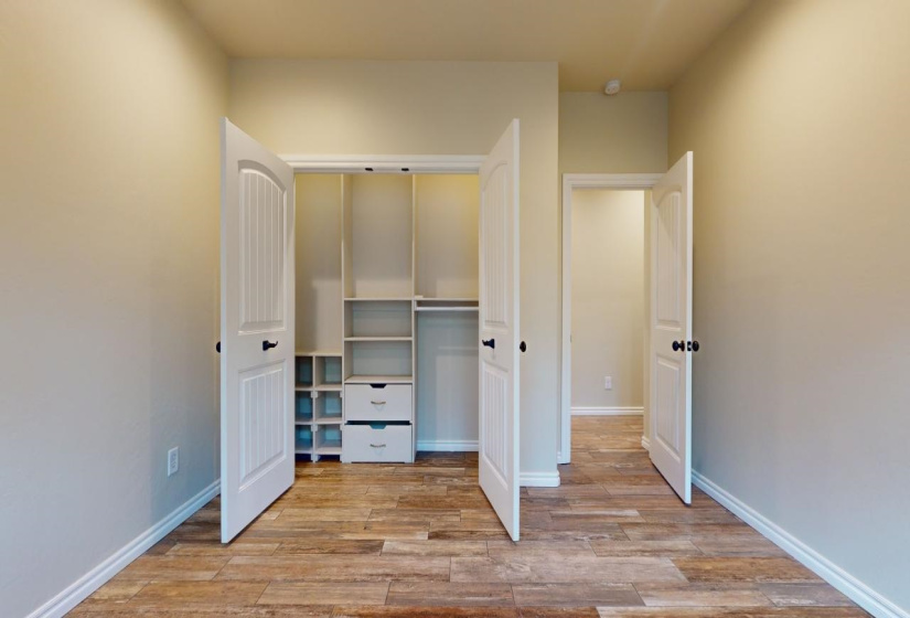 5 Bedrooms Bedrooms, ,3 BathroomsBathrooms,Residential,Single Family,Seadog,2,130512