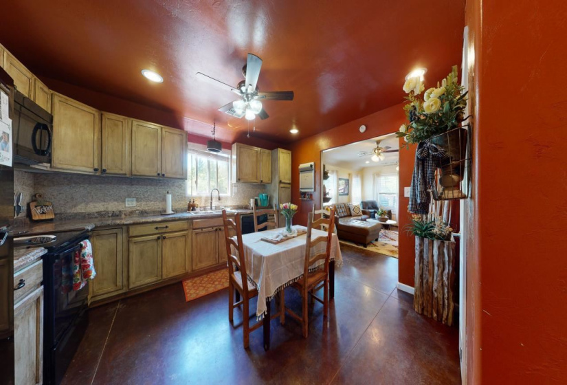 5 Bedrooms Bedrooms, ,3 BathroomsBathrooms,Residential,Single Family,Seadog,2,130512