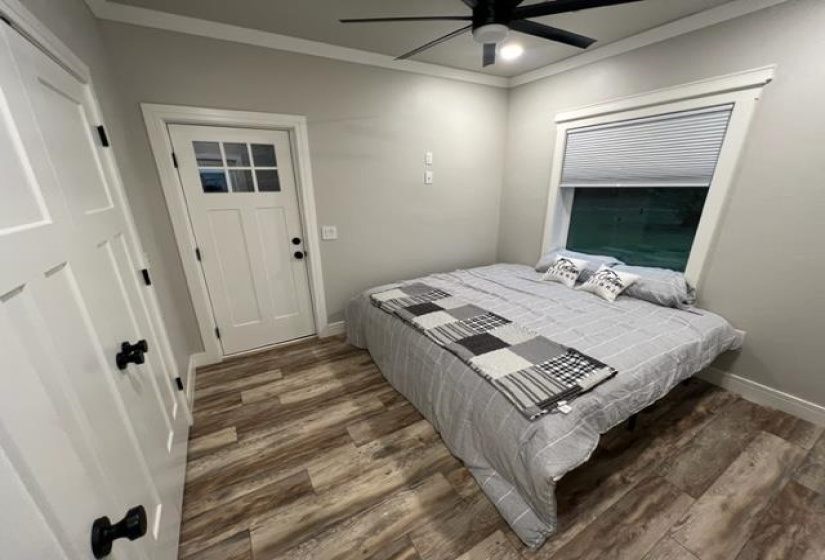 5 Bedrooms Bedrooms, ,3 BathroomsBathrooms,Residential,Single Family,Seadog,2,130512