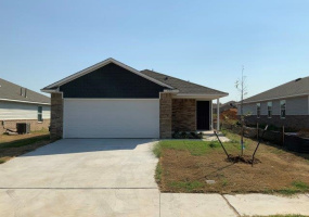 3 Bedrooms Bedrooms, ,2 BathroomsBathrooms,Residential,Single Family,Krayler,1,130699