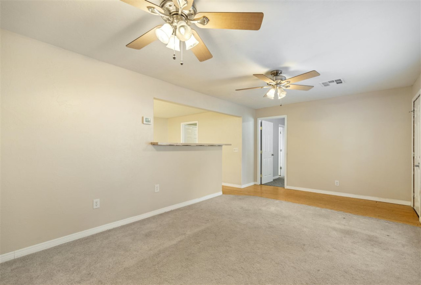 2 Bedrooms Bedrooms, ,2 BathroomsBathrooms,Residential,Single Family,Hartford,1,130775