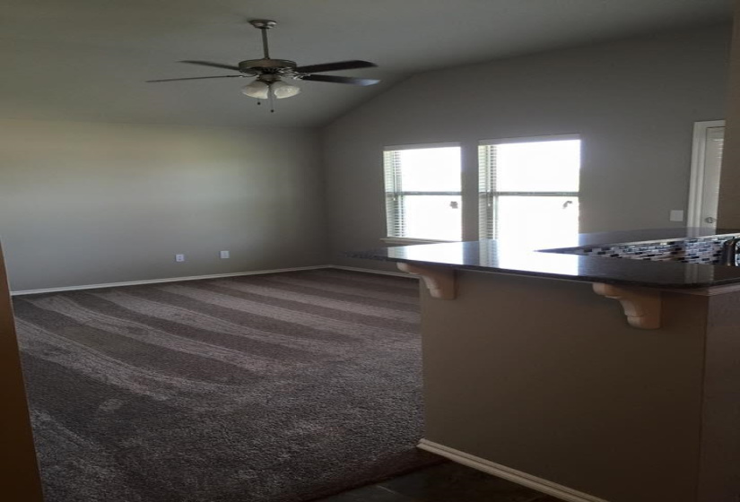 3 Bedrooms Bedrooms, ,2 BathroomsBathrooms,Residential,Single Family,Nancy Lee,1,130822