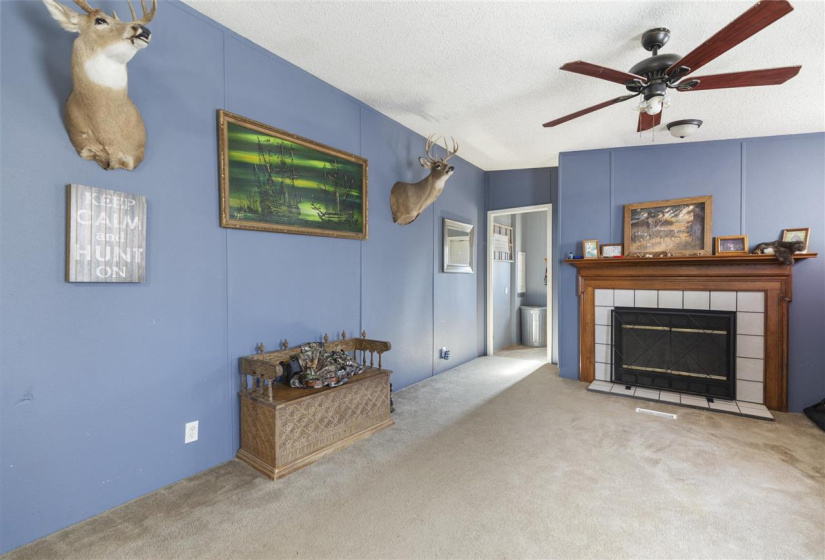 11 BathroomsBathrooms,Commercial/industrial,Commercial,COUNTY ROAD 120,1,130832