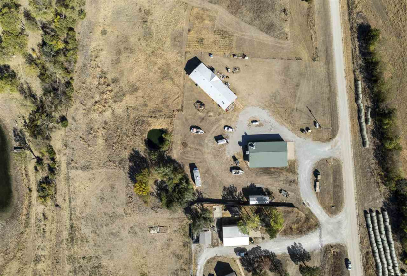 11 BathroomsBathrooms,Commercial/industrial,Commercial,COUNTY ROAD 120,1,130832