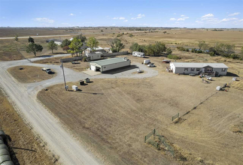 11 BathroomsBathrooms,Commercial/industrial,Commercial,COUNTY ROAD 120,1,130832