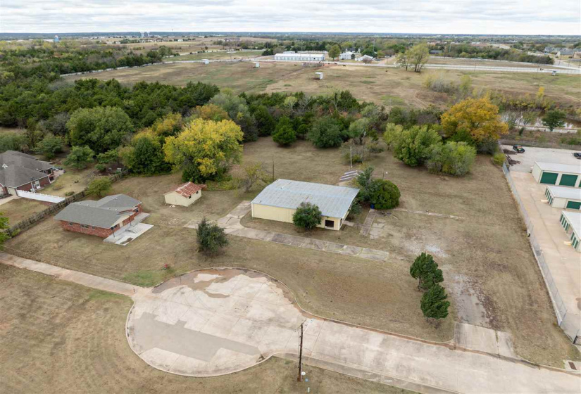 11 BathroomsBathrooms,Commercial/industrial,Commercial,Monroe,1,130885