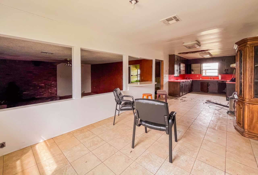 3 Bedrooms Bedrooms, ,1 BathroomBathrooms,Residential,Single Family,Kings,1,130909
