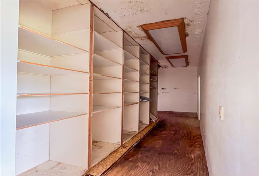 3 Bedrooms Bedrooms, ,1 BathroomBathrooms,Residential,Single Family,Kings,1,130909