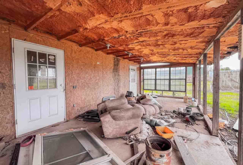 3 Bedrooms Bedrooms, ,1 BathroomBathrooms,Residential,Single Family,Kings,1,130909
