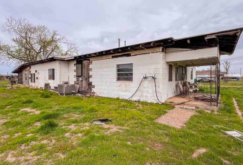 3 Bedrooms Bedrooms, ,1 BathroomBathrooms,Residential,Single Family,Kings,1,130909