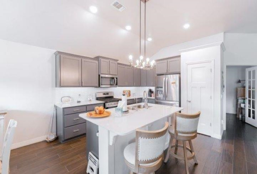 3 Bedrooms Bedrooms, ,2 BathroomsBathrooms,Residential,Single Family,Martin,1,130918