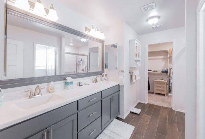 3 Bedrooms Bedrooms, ,2 BathroomsBathrooms,Residential,Single Family,Martin,1,130918