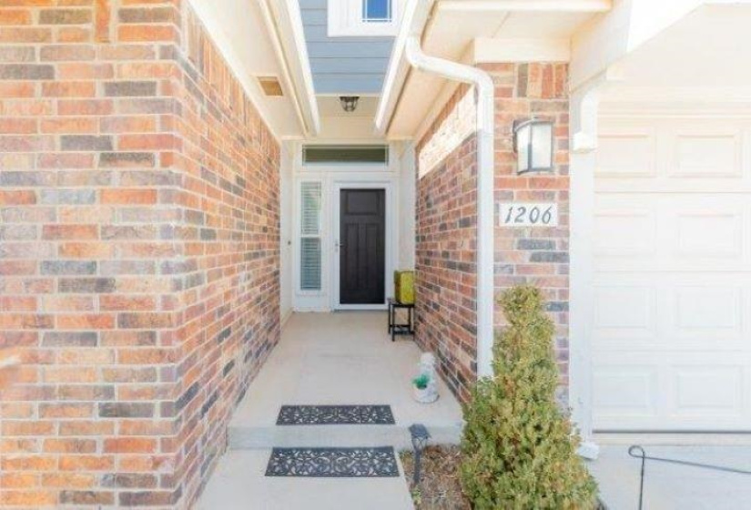 3 Bedrooms Bedrooms, ,2 BathroomsBathrooms,Residential,Single Family,Martin,1,130918