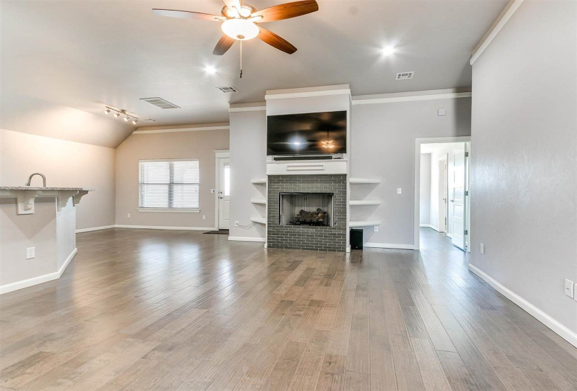 3 Bedrooms Bedrooms, ,2 BathroomsBathrooms,Residential,Single Family,Santa Monica,1.5,130934