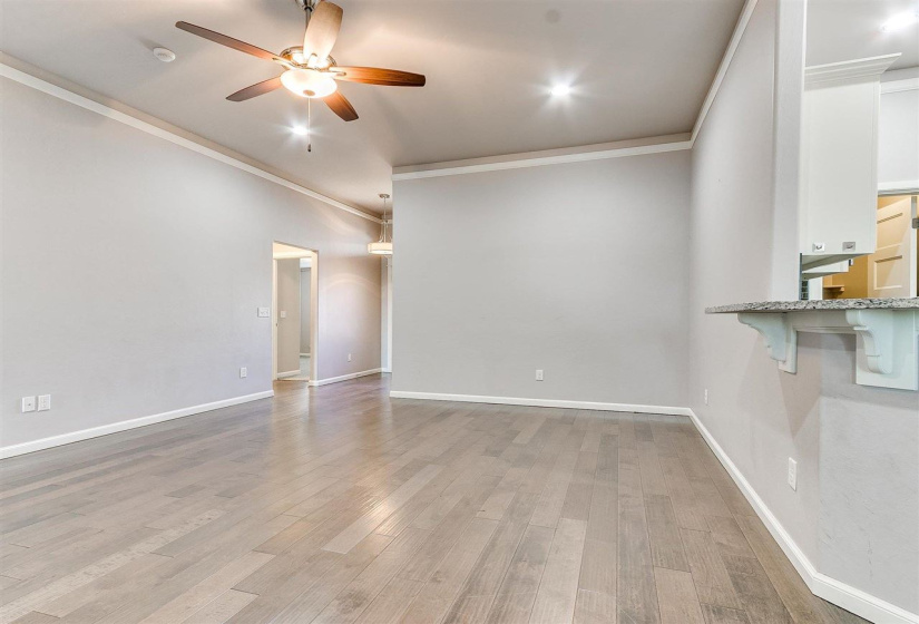 3 Bedrooms Bedrooms, ,2 BathroomsBathrooms,Residential,Single Family,Santa Monica,1.5,130934