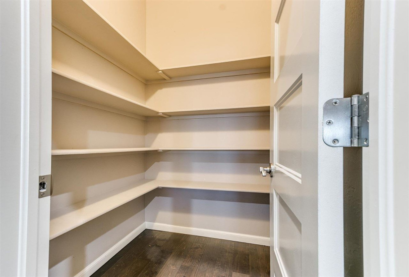 3 Bedrooms Bedrooms, ,2 BathroomsBathrooms,Residential,Single Family,Santa Monica,1.5,130934