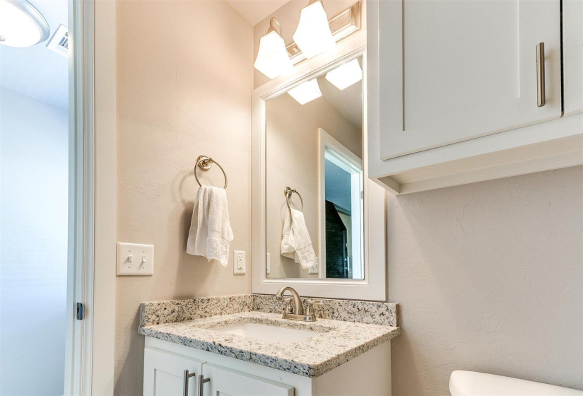 3 Bedrooms Bedrooms, ,2 BathroomsBathrooms,Residential,Single Family,Santa Monica,1.5,130934