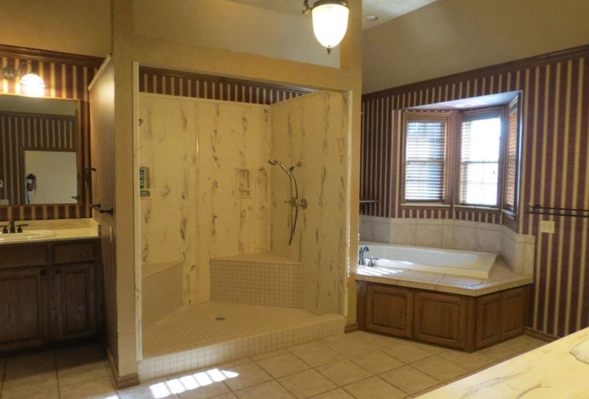 3 Bedrooms Bedrooms, ,3 BathroomsBathrooms,Residential,Single Family,Washington,1.5,130935