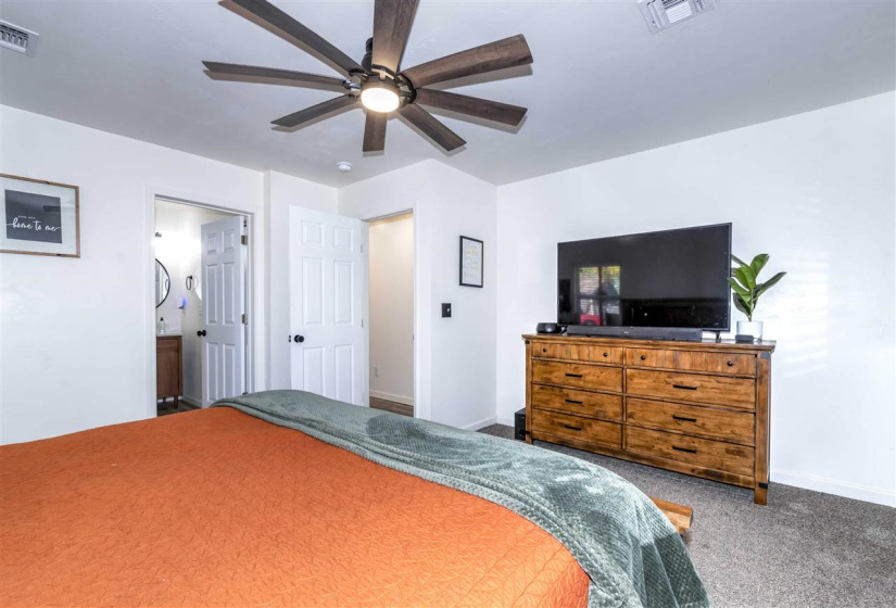 3 Bedrooms Bedrooms, ,2 BathroomsBathrooms,Residential,Single Family,Canyon Rim,1,130987