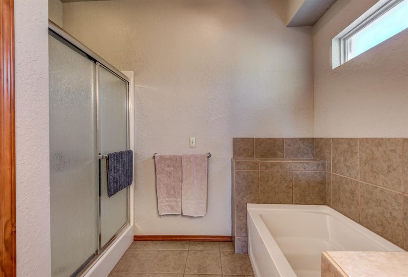 3 Bedrooms Bedrooms, ,2 BathroomsBathrooms,Residential,Single Family,122nd,1,130998