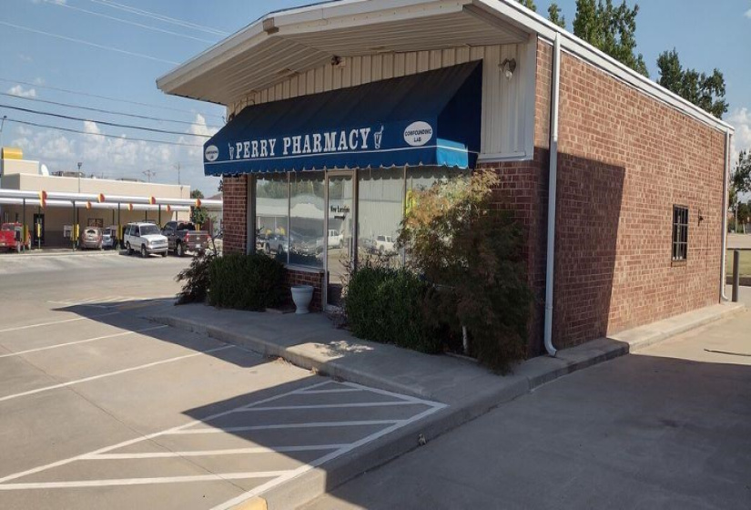 6 BathroomsBathrooms,Commercial/industrial,Commercial,Fir,1,131002