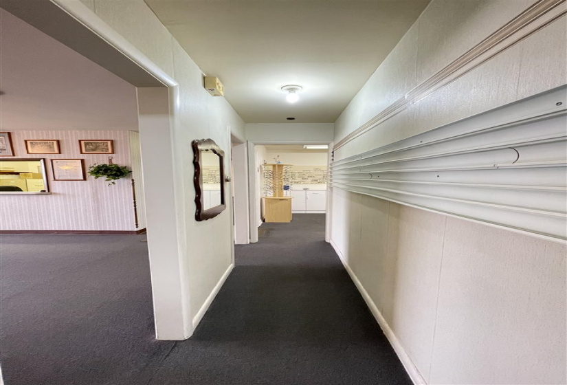 6 BathroomsBathrooms,Commercial/industrial,Commercial,Highland,1,131020