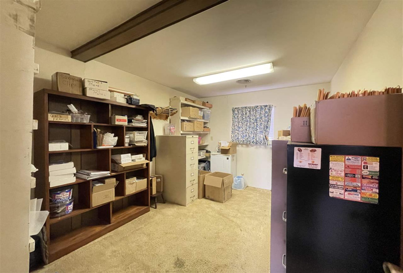 6 BathroomsBathrooms,Commercial/industrial,Commercial,Highland,1,131020