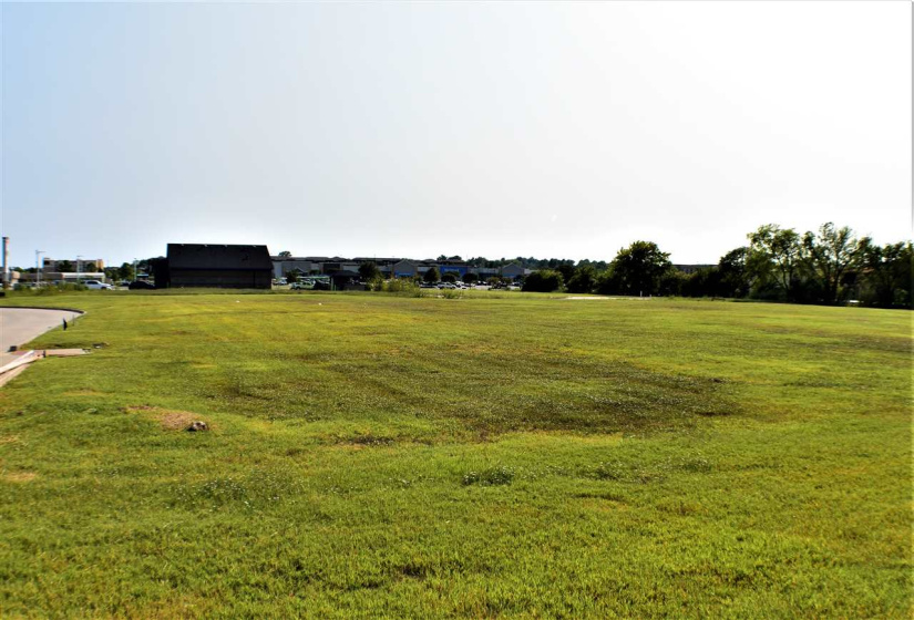 Commercial/industrial,Commercial,6th St.,1,131027