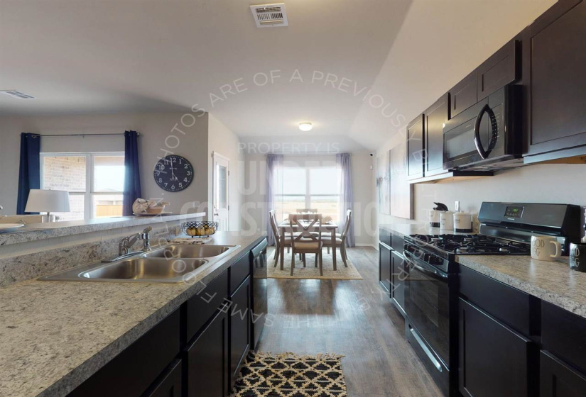 4 Bedrooms Bedrooms, ,2 BathroomsBathrooms,Residential,Single Family,Frye Farms,1,131043