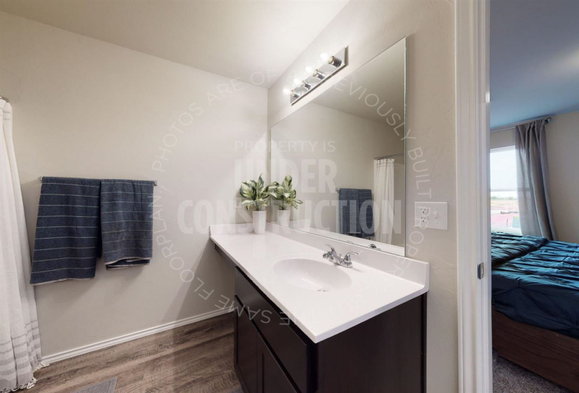 4 Bedrooms Bedrooms, ,2 BathroomsBathrooms,Residential,Single Family,Frye Farms,1,131043