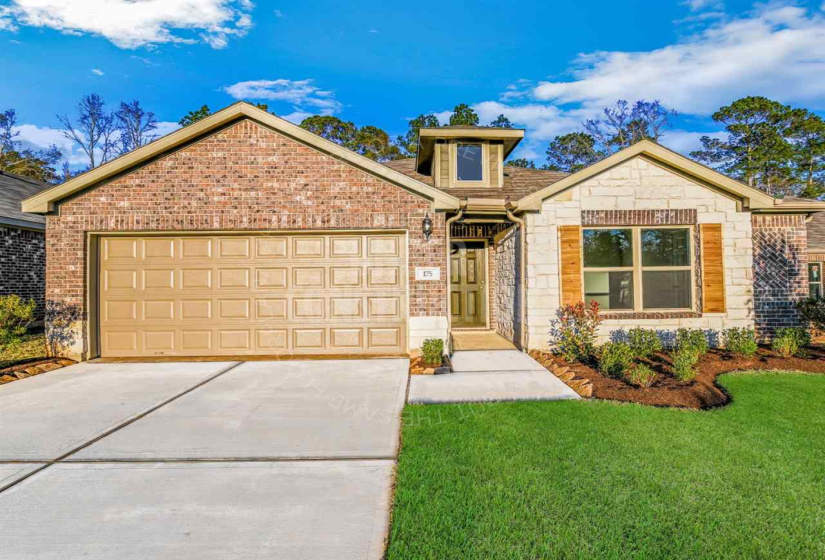 4 Bedrooms Bedrooms, ,2 BathroomsBathrooms,Residential,Single Family,Frye Farms,1,131043