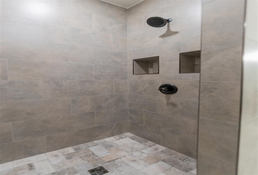 4 Bedrooms Bedrooms, ,2 BathroomsBathrooms,Residential,Single Family,Bandera,1,131051