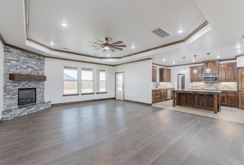 4 Bedrooms Bedrooms, ,2 BathroomsBathrooms,Residential,Single Family,Bandera,1,131051