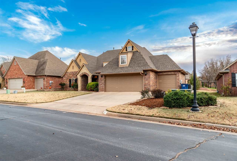 4 Bedrooms Bedrooms, ,3 BathroomsBathrooms,Residential,Single Family,Cypress Mill,2,131057