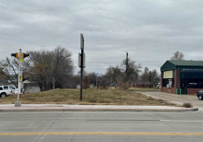 Lots/land,Platted,Main,131103